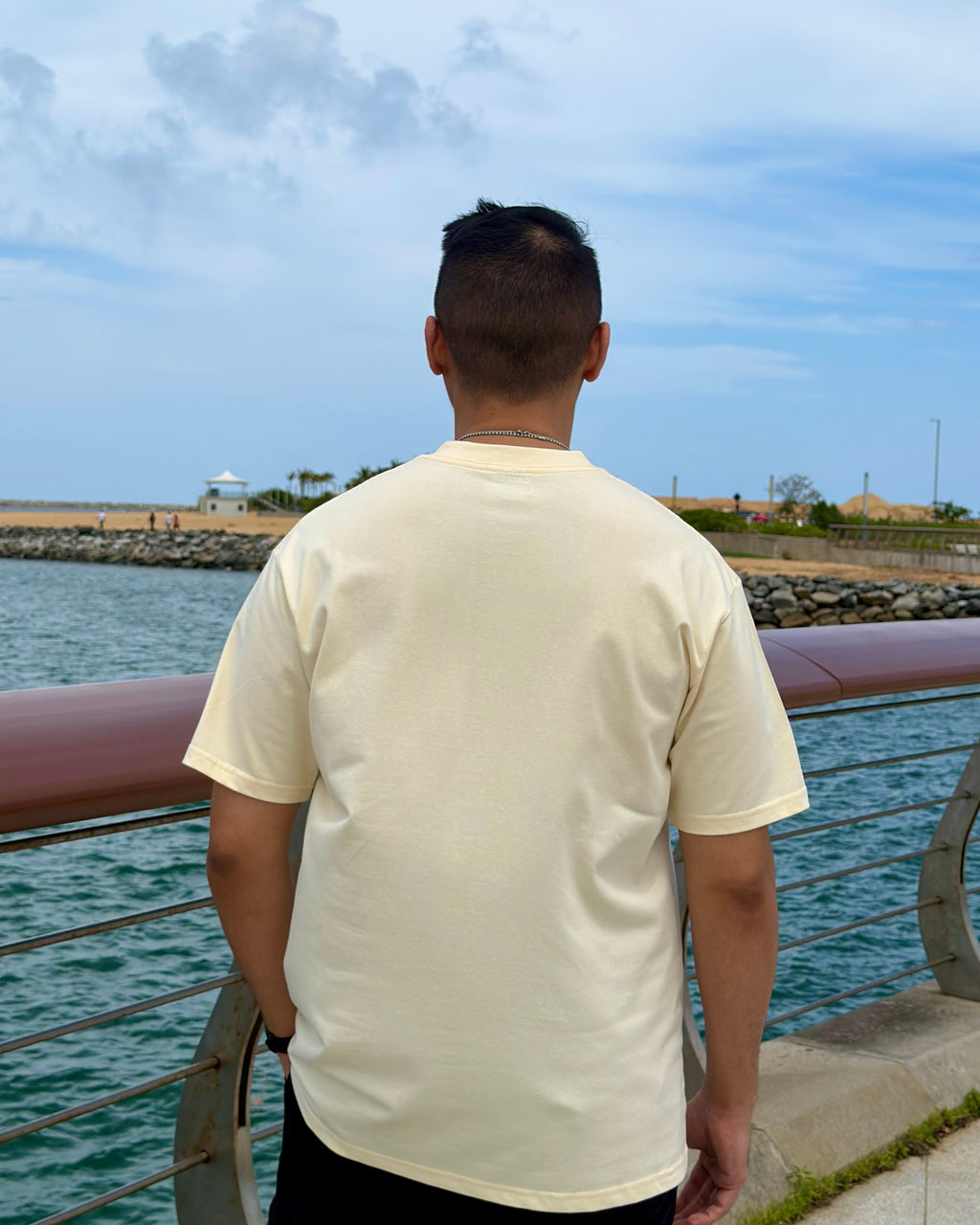 Oversized Tee – Cream