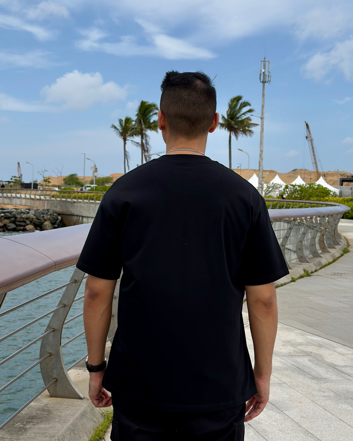 Oversized Tee – Black